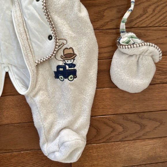 ❄️ LITTLE ME Snowsuit with mittens hood offwhite baby size 3 months LIKE NEW - Picture 4 of 14